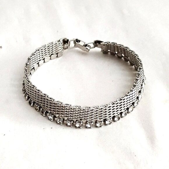 1950s Vintage Rhinestone and Mesh Bracelet and Earring Set, Silver Tone Metal - Picture 5 of 7